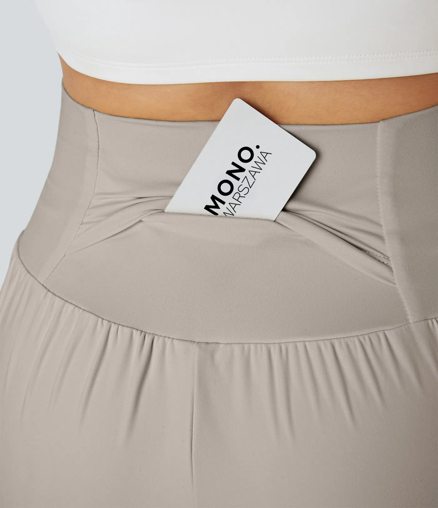 Szorty MONO. Perfect Shape